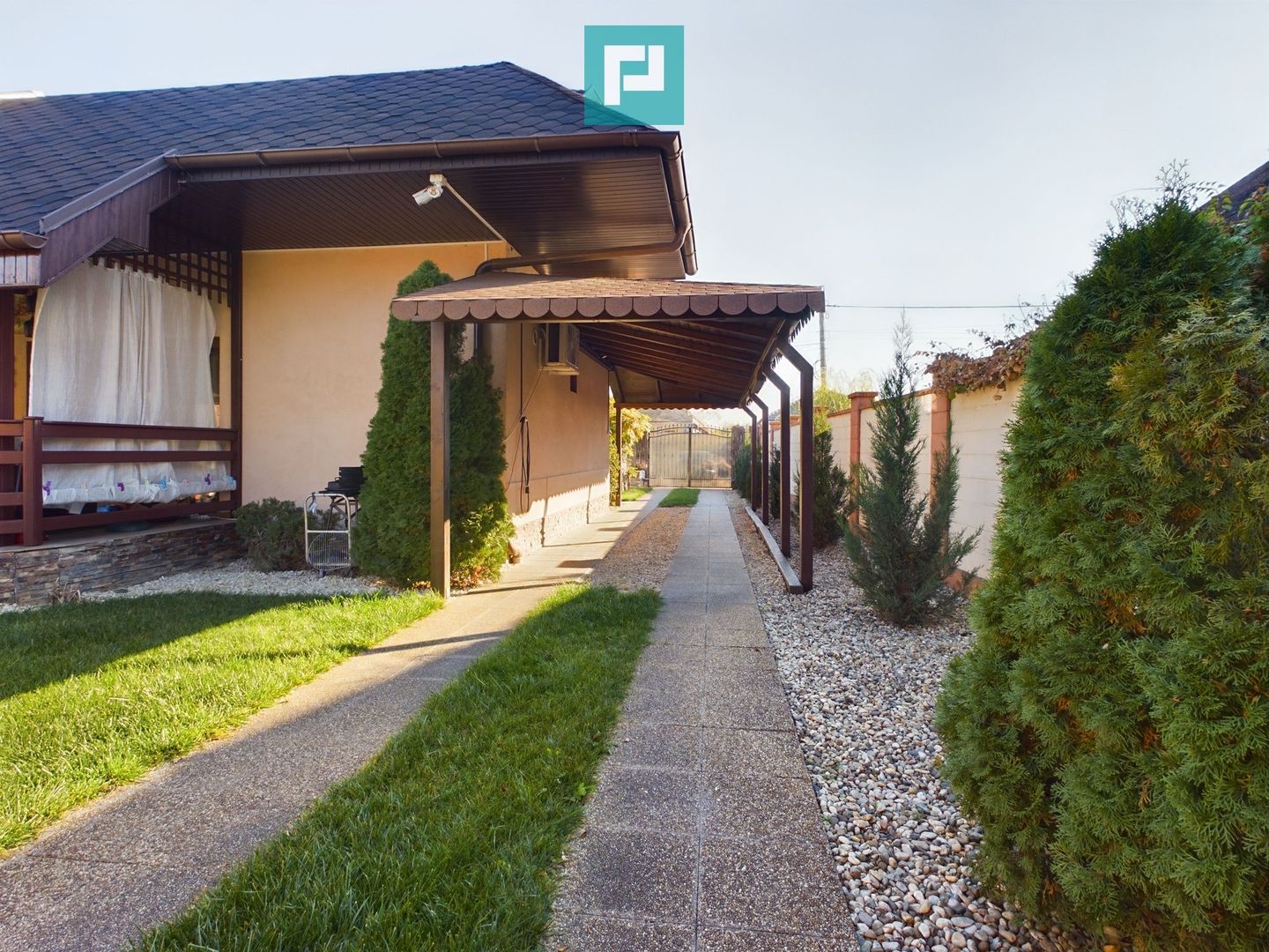 Casă pe Strada Oituz - Poză 3