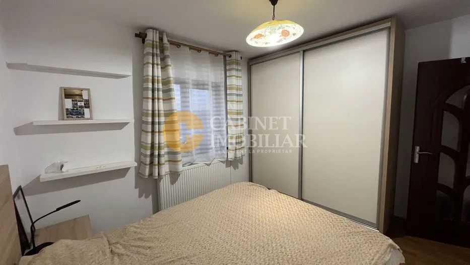 Cug Etaj 3 cu Pod Apartament cu 2 Camere Decomandat 60 mp - Poză 6