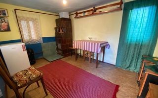 O casă cu poveste, aproape de Pitești - Poză 10