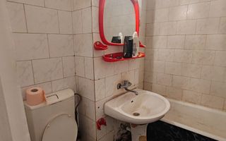 Apartament 2 camere Dec 47 mp Podul de Fier 99000 euro - Poză 7