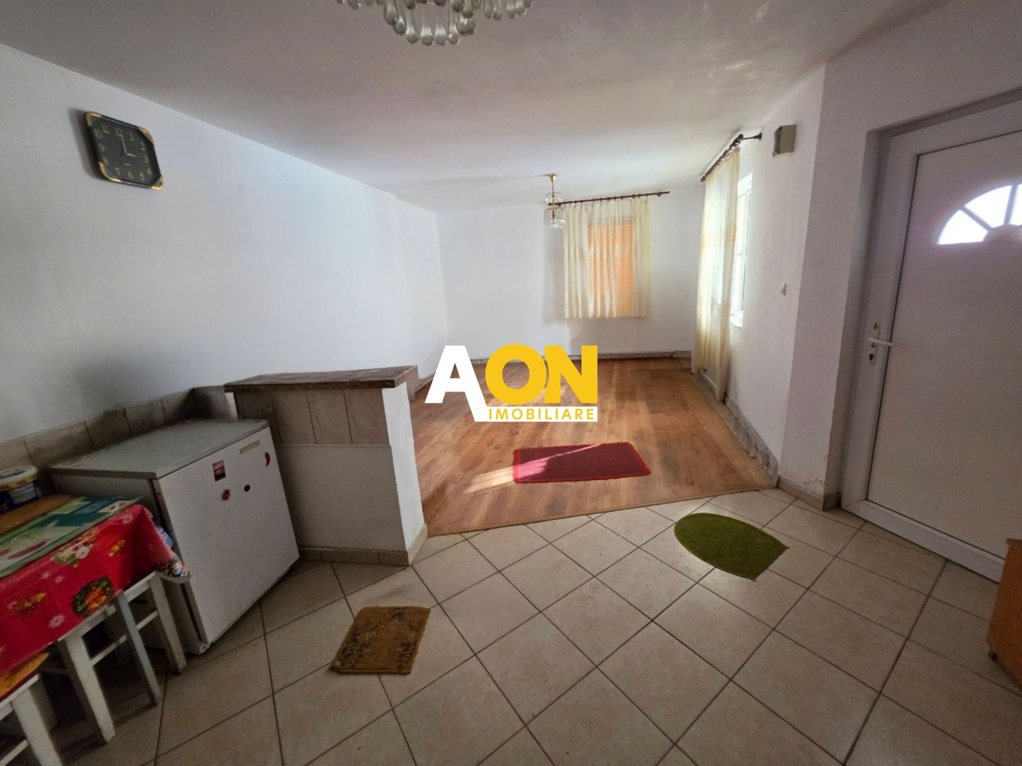 Casa 8 camere, cu 2 corpuri de cladire,  387 mp teren, zona Centru - Poză 9