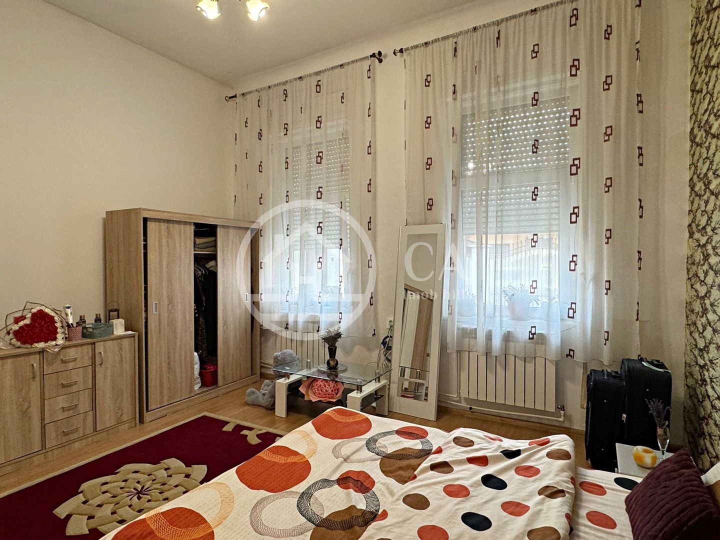 Apartament de vânzare la curte comună în zona Ultracentrală, Oradea - Poză 2