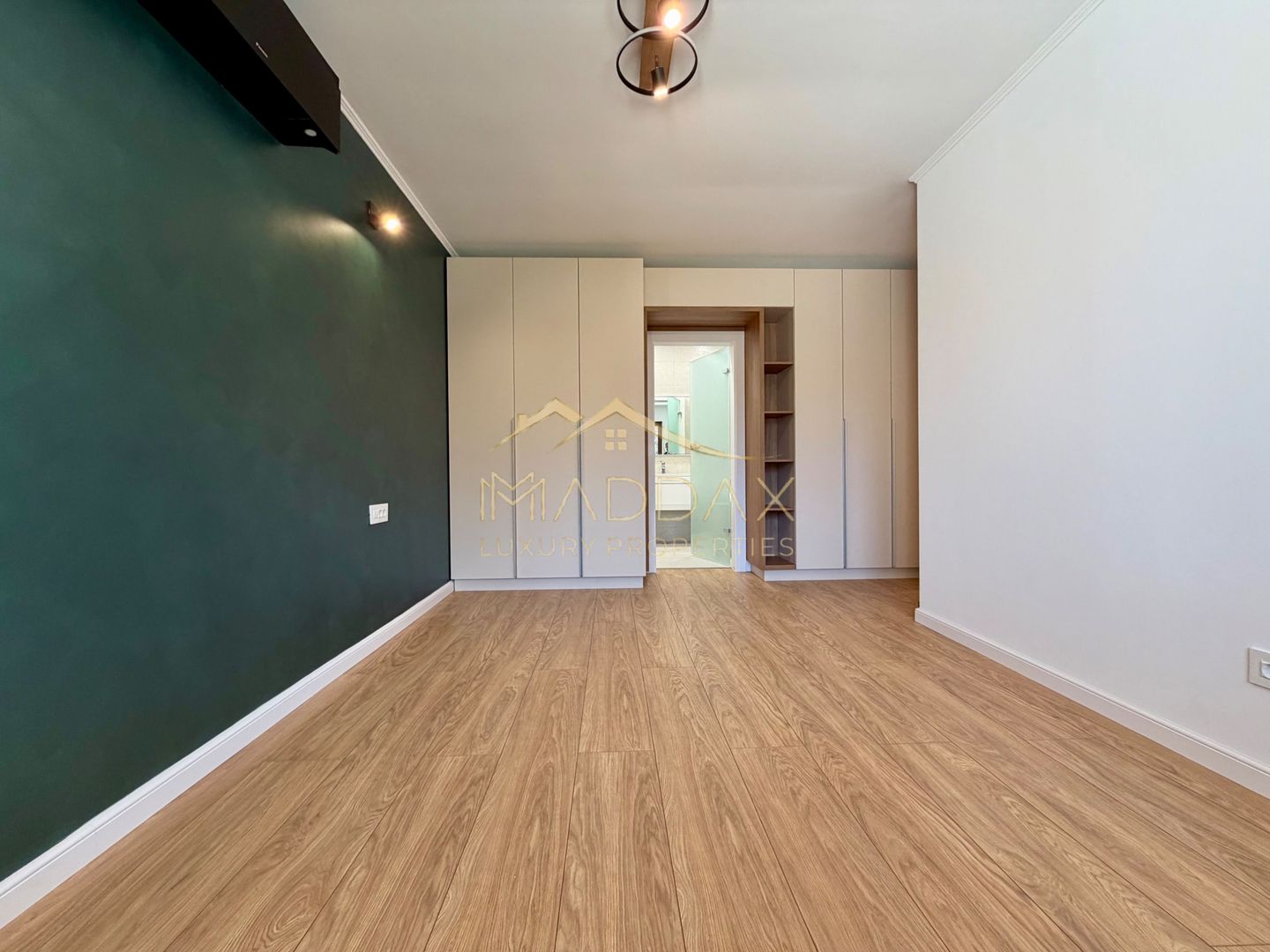 Apartament cu 2 camere *72mpu* + Terasa // Baneasa - Metrou Baneasa - Otopeni - Poză 32