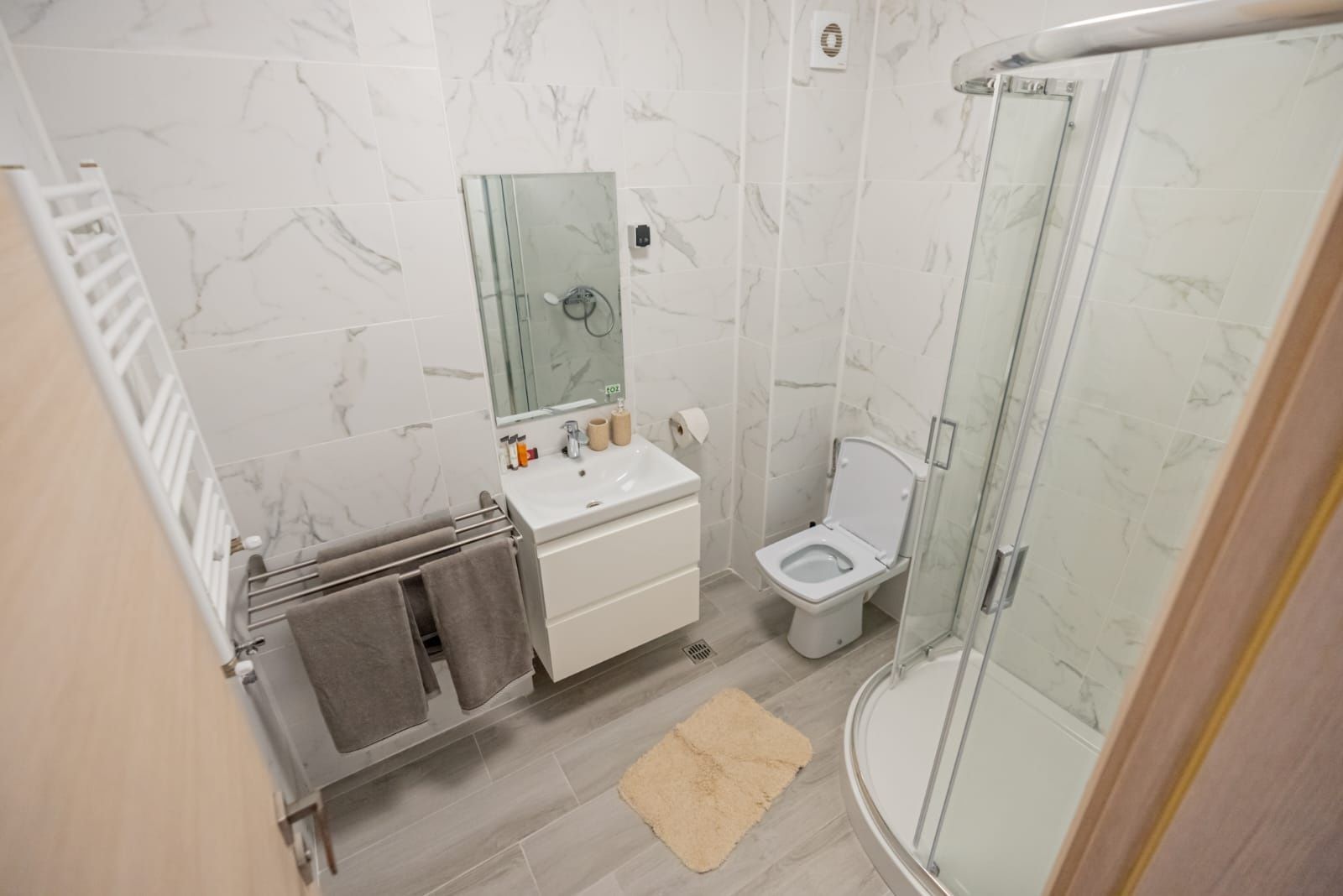 Garsoniera de vanzare In Mamaia Nord - Nord 10 by ALEZZI - Ocazie - Poză 8