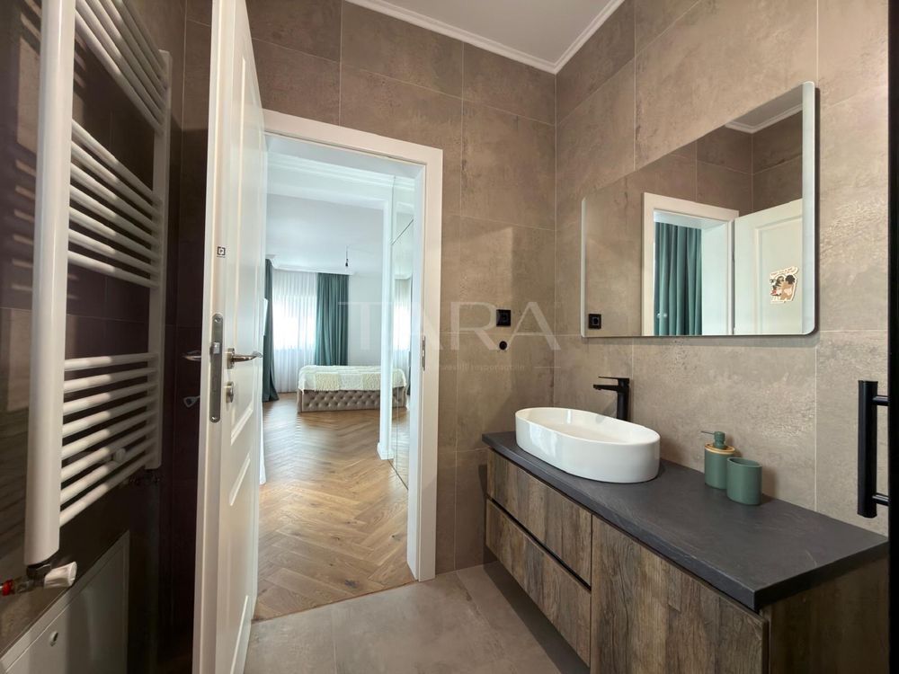 Duplex modern cu curte proprie, în zonă liniștită, aproape de pădure. - Poză 5