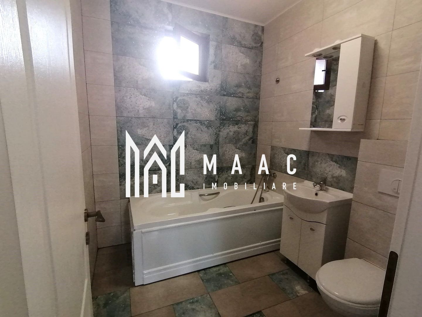 Casa individuala 5 camere I 2 bai I Garaj I Lazaret - Poză 10