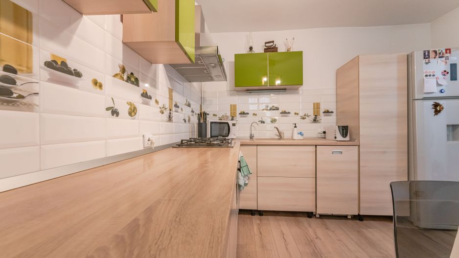 APARTAMENT 4 CAMERE ASTRA CARPATILOR - Poză 10