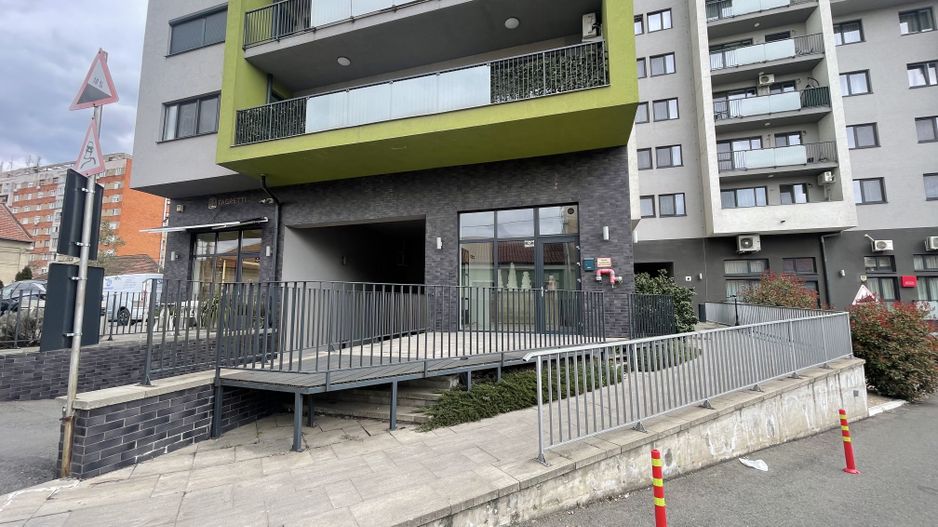 SPATIU COMERCIAL DE INCHIRIAT, PRIMA SUCEVEI - Poză 1