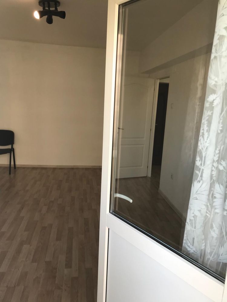 BRASADAS vinde garsoniera 30mp etaj 4/4 pe Careiului - Poză 4