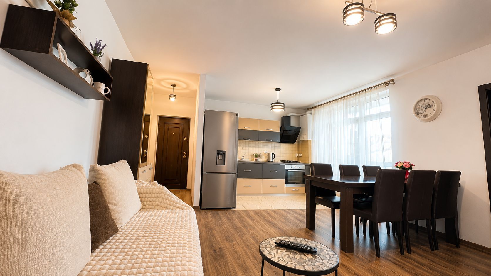 Apartament Modern De Vanzare | 2 Dormitoare | Parcare | Balcon x 2 | Etaj 2/3 - Poză 7