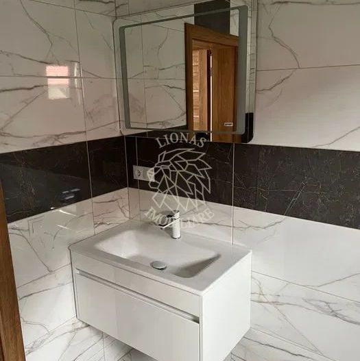 Casa 5 camere-3 balcoane-teren 500 mp-terasa-Beclean Baile Figa - Poză 3