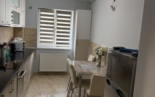 Apartament modern 50 mp utili etaj 2 lift si parcare privata Terezian - Poză 4