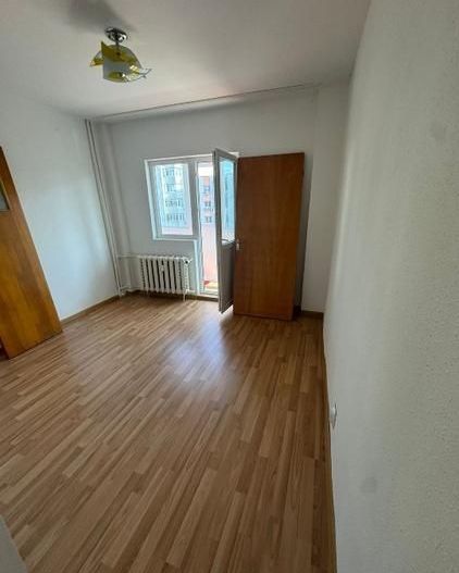 Apartament luminos,central, reabilitat termic, - Poză 5