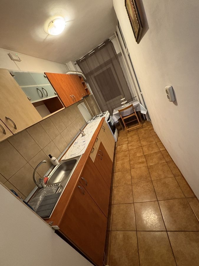 Garsoniera spatioasa in zona Piata Muncii - Campia Libertatii - Poză 7