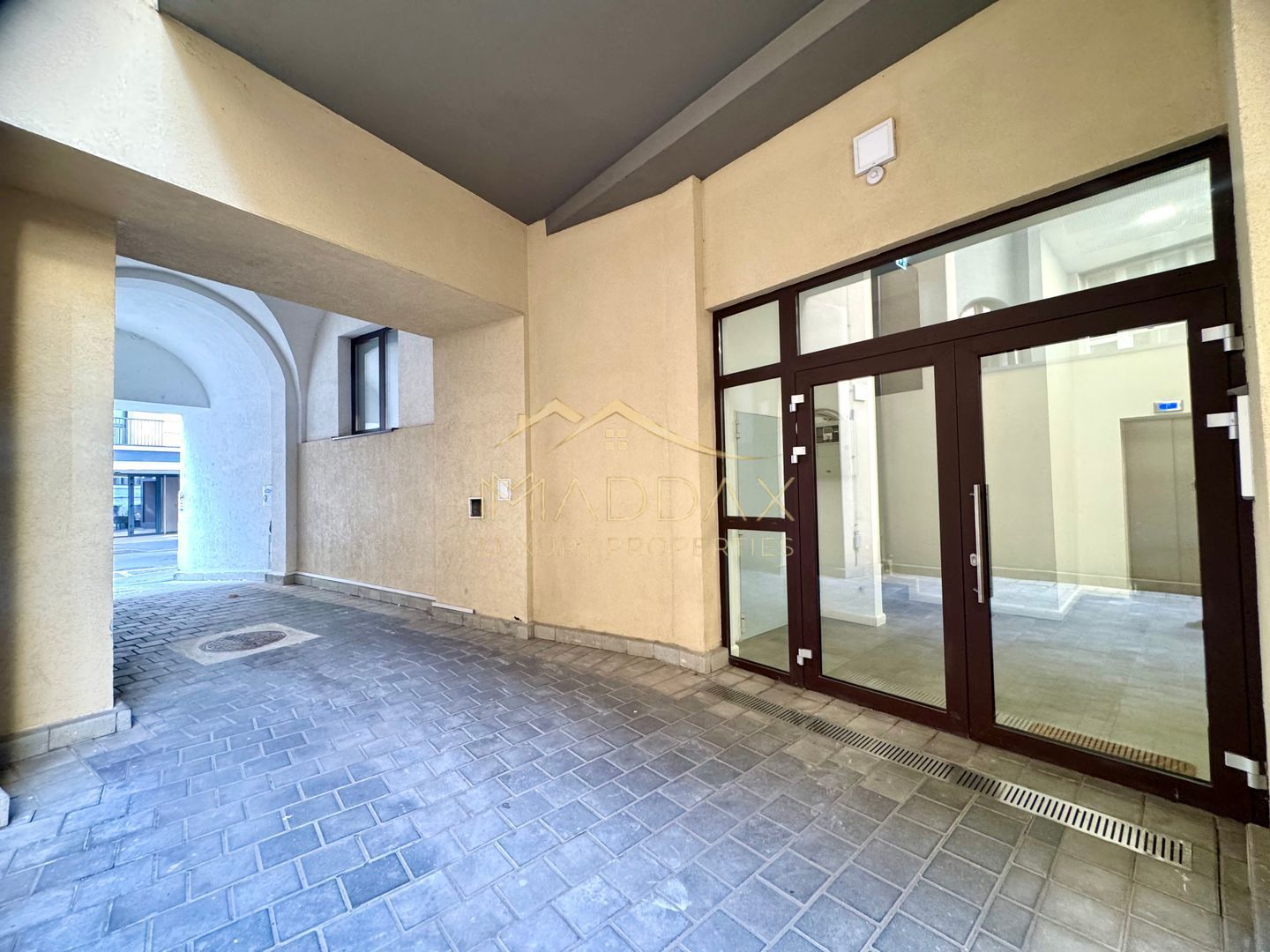 Apartament cu *3 camere* / Cladire Istorica stil Brancovenesc / Universitate - Poză 31