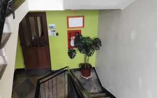 Spatii de birouri cu 1 - 2 incaperi situat pe Calea Borsului, Oradea - Poză 19
