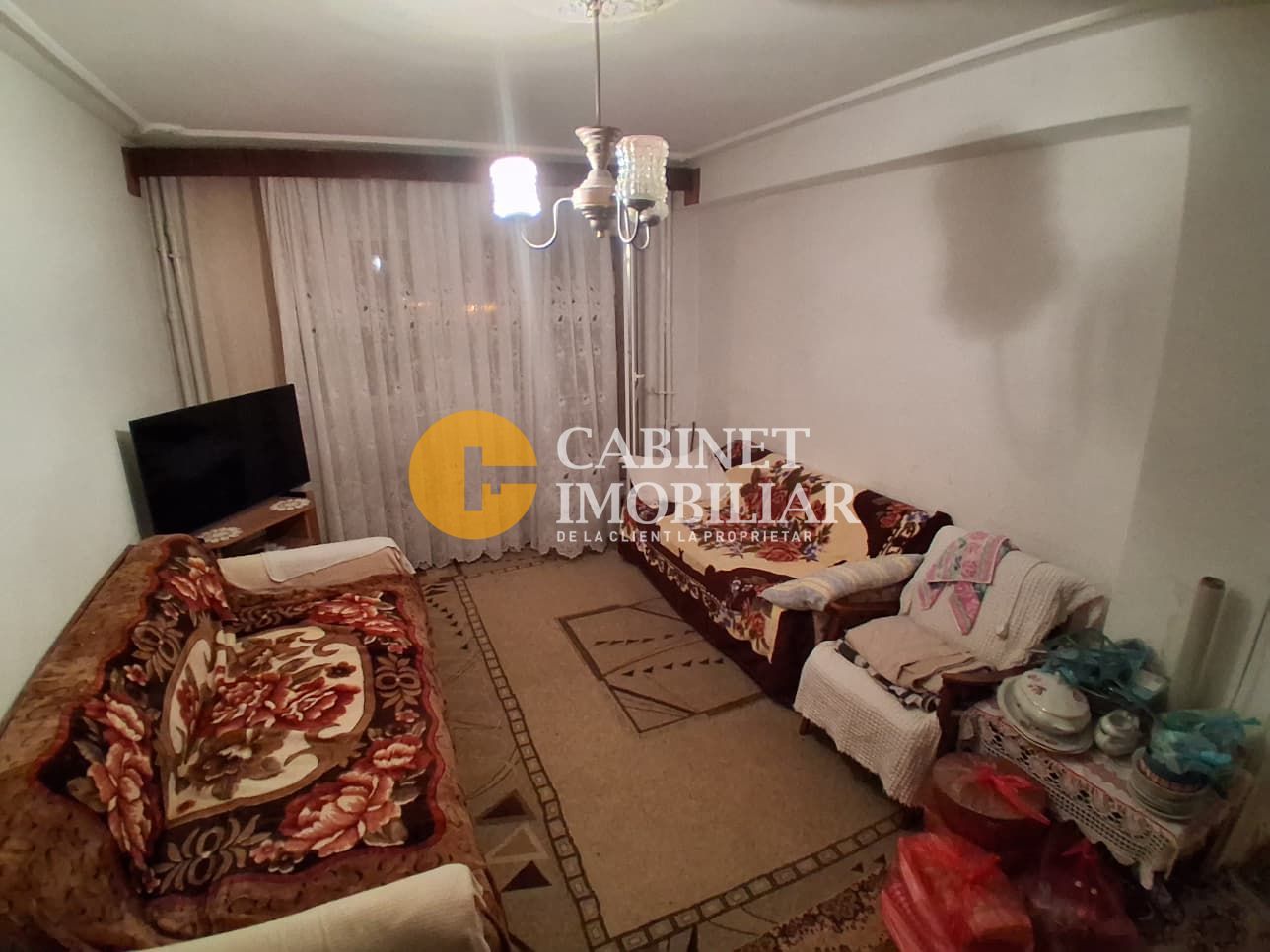 Apartament 2 camere, Decomandat, zona Copou Iasi - Poză 1