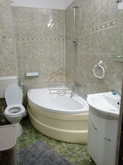 Zonă ultracentrală, apartament decomandat spre închiriere cu 2 camere - Poză 6