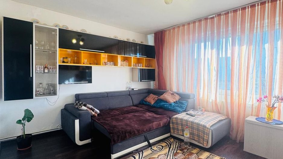 Apartament 3 camere renovat la 30 de Km de Oradea - Poză 1
