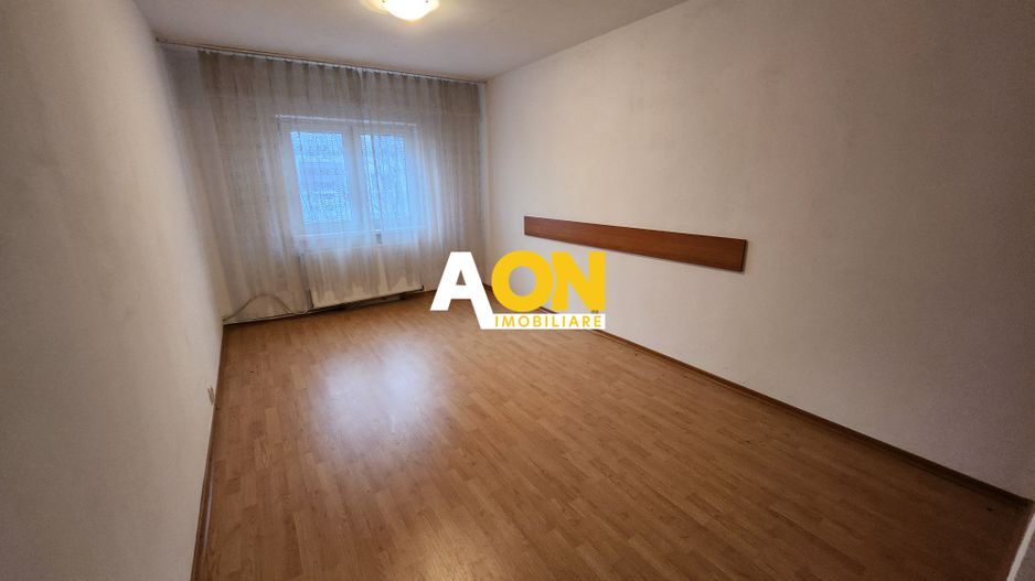De vanzare apartament 3 camere, Cetate - Poză 7