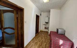 Casa spatioasa cu teren de 800 mp, Muntenii de Jos - 5 camere - Poză 23