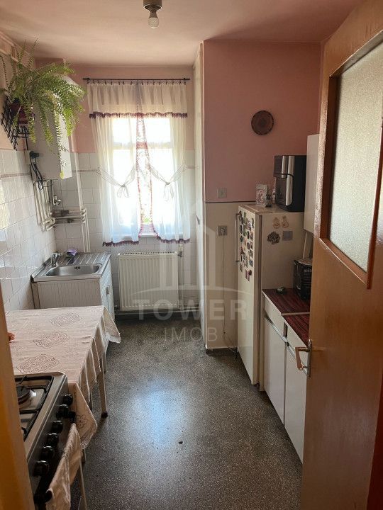 Apartament 3 camere semidecomandat cu balcon Mihai Viteazu - Poză 2