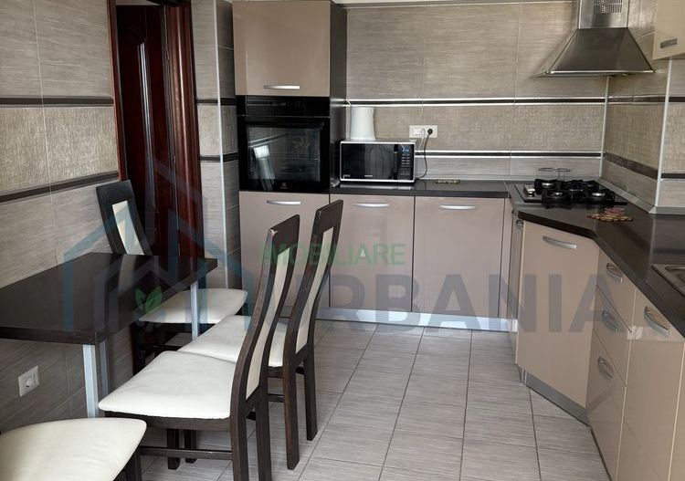 Apartament 4 camere de inchiriat Ultracentral Palas - Poză 6
