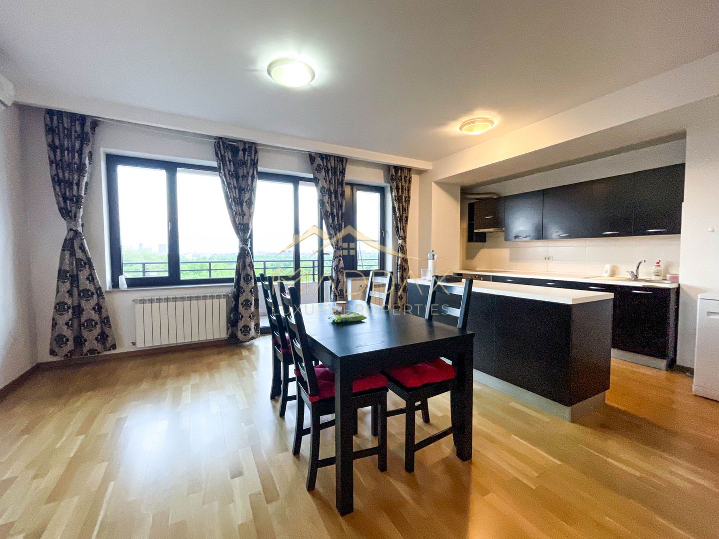 Apartament 4 camere de vanzare II Baneasa II Pipera II Parcare - Poză 2