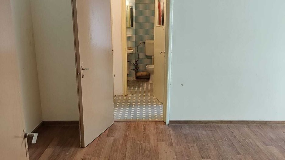Vand apartament 2 camere semidecomandat DRUMUL TABEREI (ROMANCIERILOR) - Poză 1
