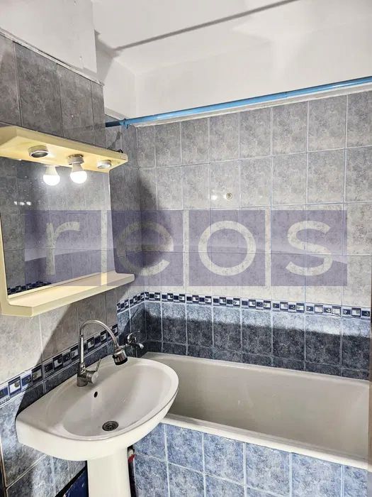 Apartament 3 camere decomandat zona Titulescu Zonat Titulescu - Poză 5
