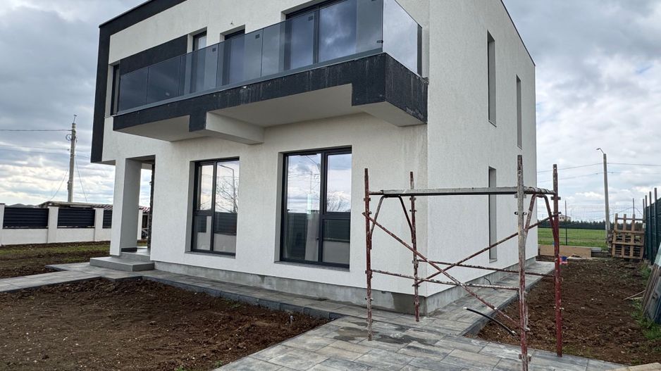 Vila Tunari MODERNA si spatioasa teren 500m, TOATE UTILITATILE - Poză 3