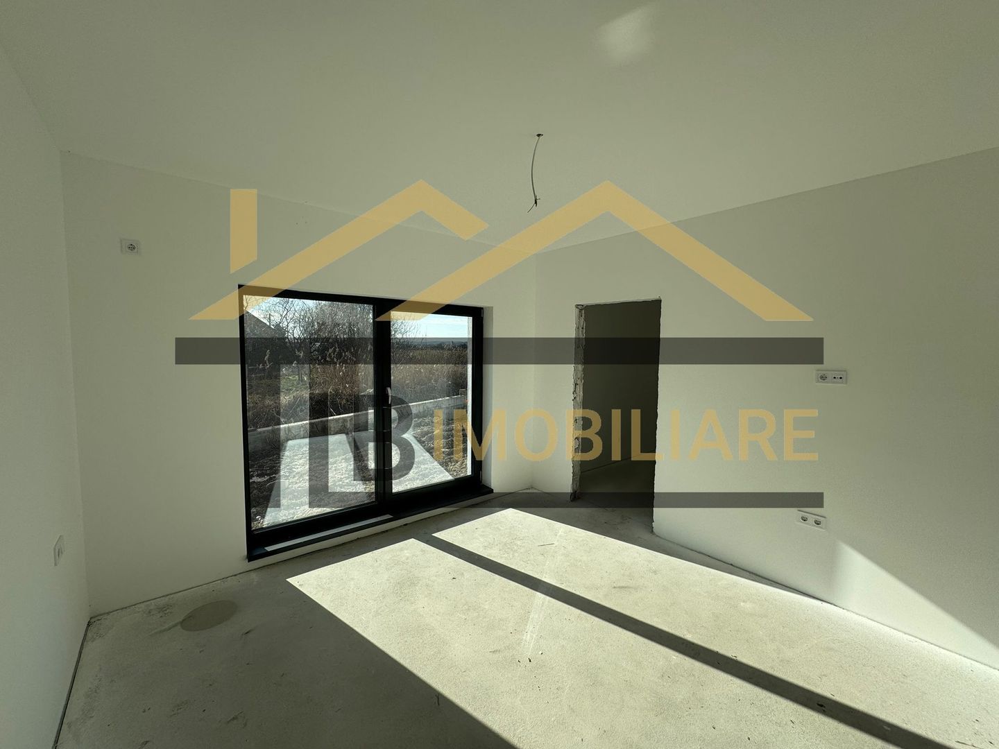 Casa individuala 4 camere, 140 mp utili, 600 mp teren, Zona Sangiorgiu de Mures - Poză 7