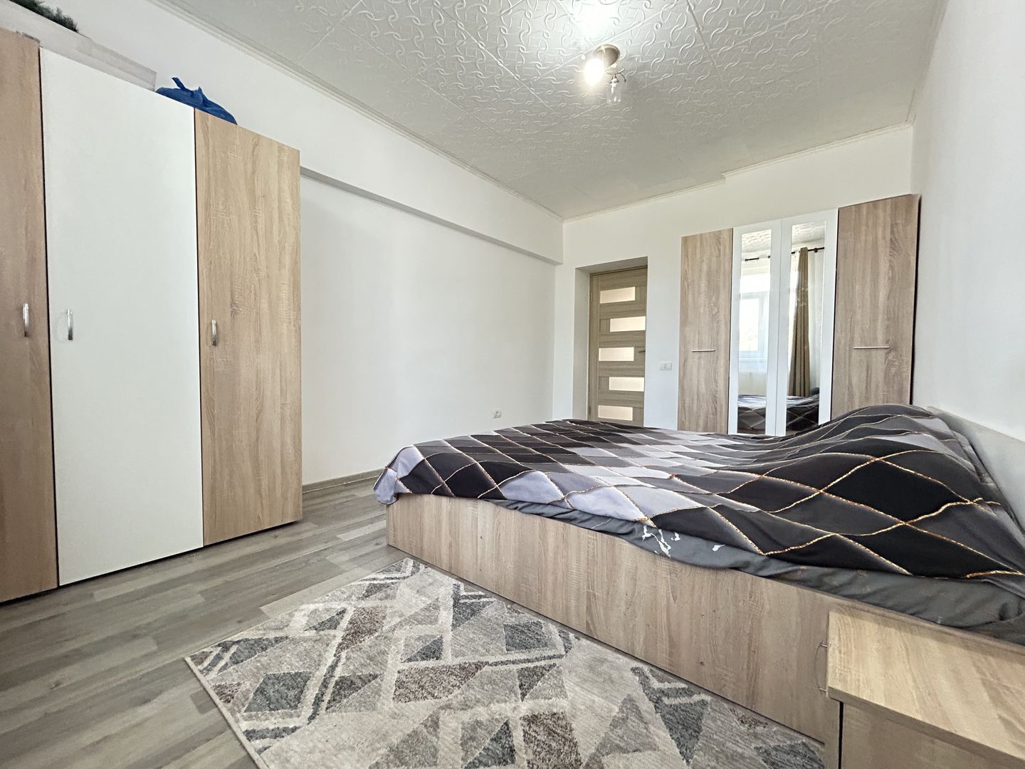 Apartament 2 camere de vânzare în Mihail Kogălniceanu - Penny Market - Poză 9