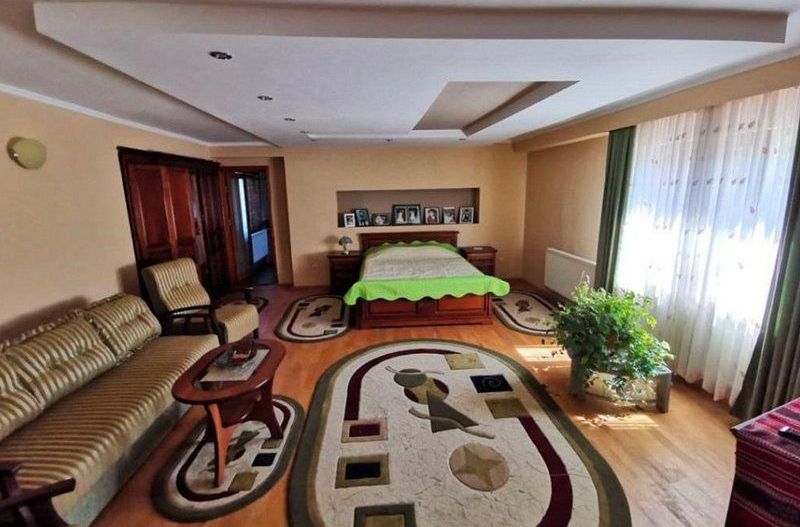 Casa / Vila cu 9 camere Breaza - Poză 9