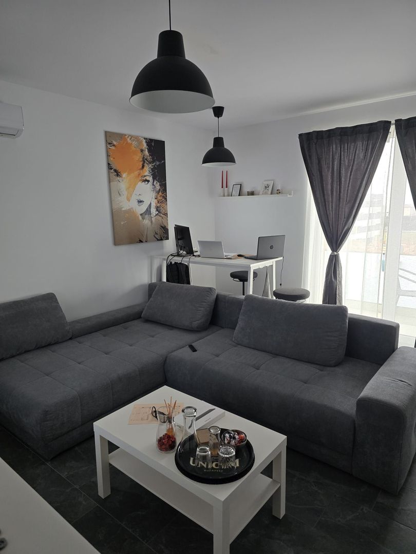 Giroc-Penny | 1 Camera | Mobilat si Utilat | Loc de parcare - Poză 1