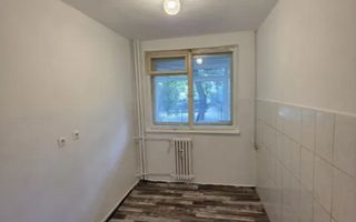 2 Camere Semidecomandat – Zona Piața Chirilă, Tătărași - Poză 2