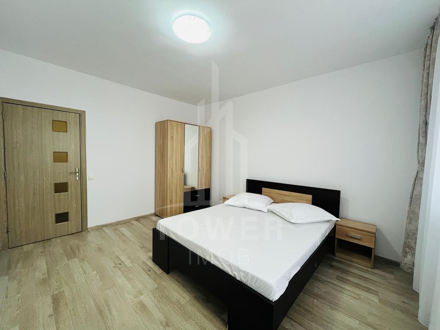 Apartament 3 camere decomandat - Poză 5