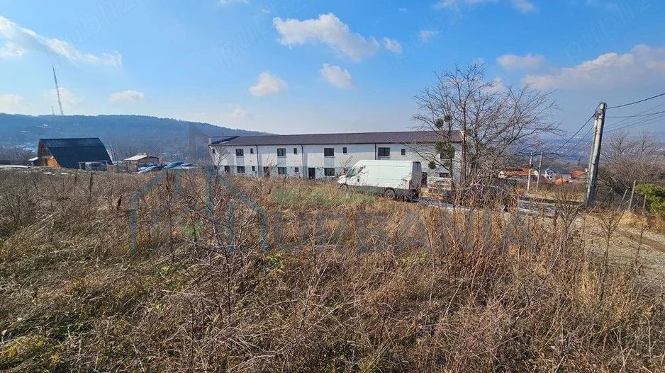 Teren intravilan de 3000 mp în Bucium, Iași, cu deschidere de 40 m și panoramă deosebită, lângă pădurea de pini - Poză 3