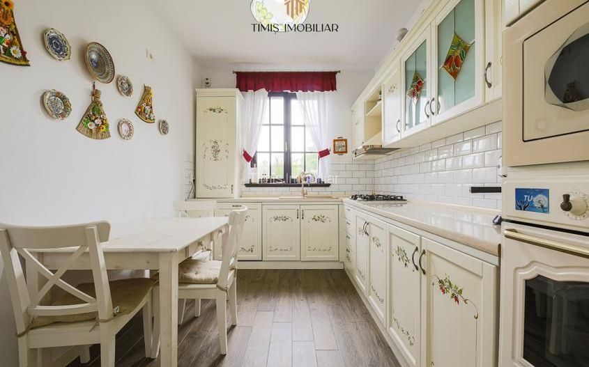 Proiect deosebit cu finisaje de top - Poză 9