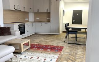 Apartament 2 camere de închiriat | Cisnădie, Central | Curte - Poză 4