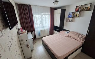 2 Camere Decomandat- Mobilat si Utilat- etaj intermediar- zona Dacia - Poză 3