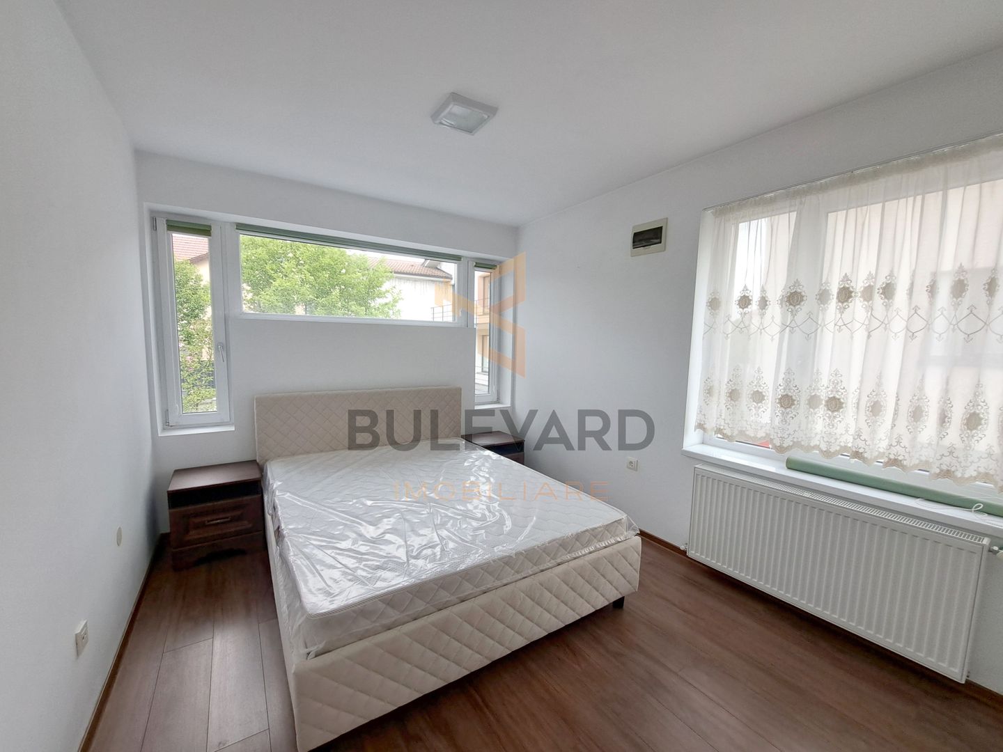 Casa tip dulplex 120 mp + 80 mp terase + garaj, zona Liceu Waldorf - Poză 12