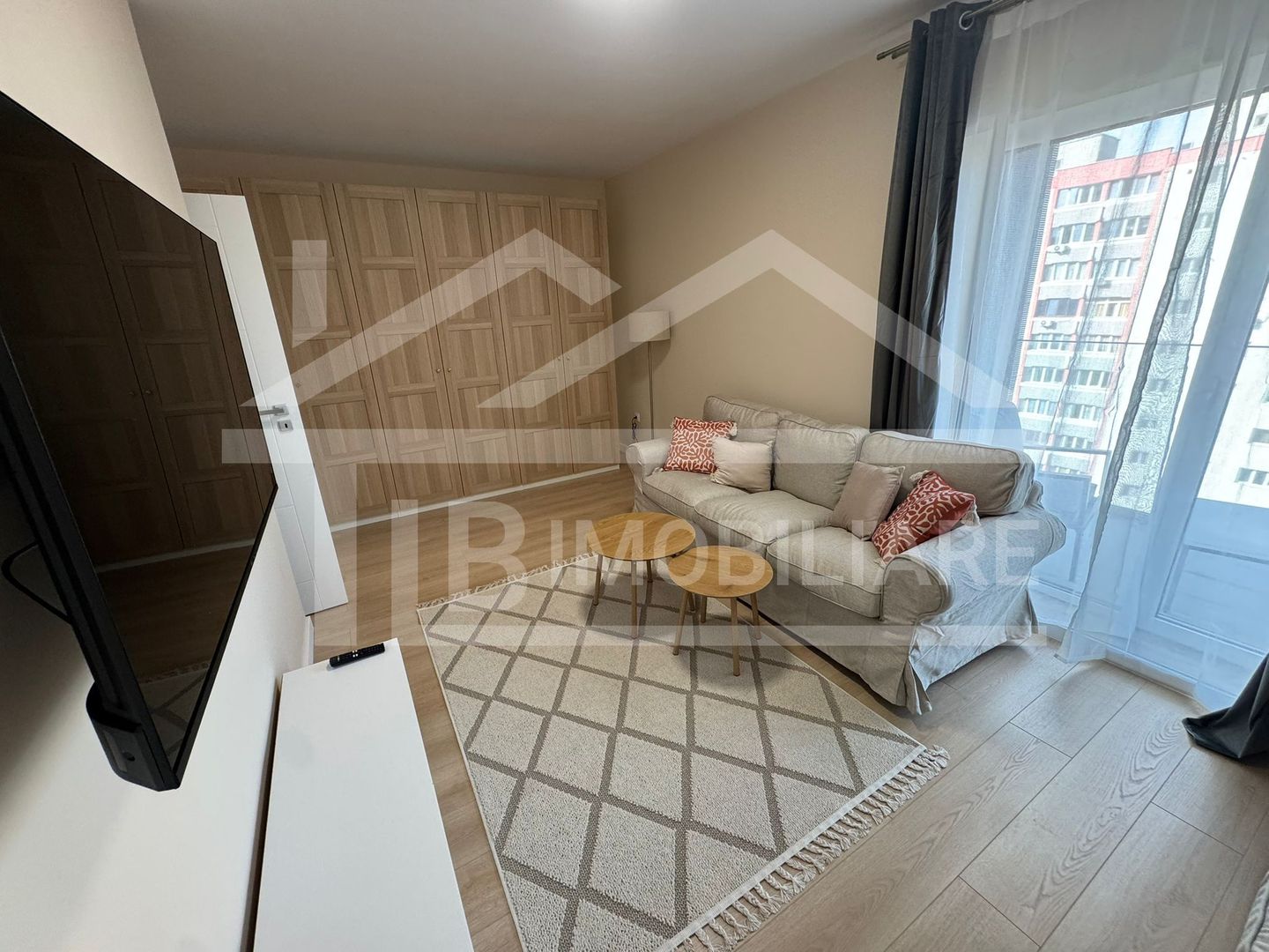 Apartament cu 2 camere, 55mp, parcare, Zona Vivat Residence - Poză 3