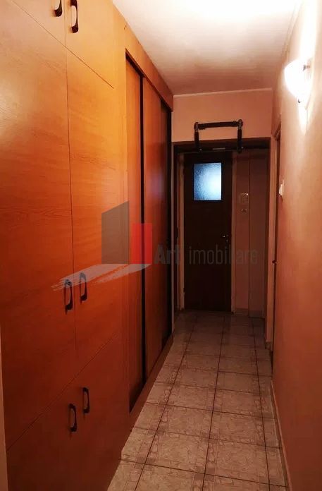 Apartament 3 camere de vanzare zona Pantelimon-Bulevardul Chisinau - Poză 5