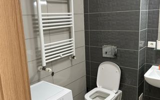 Apartament 2 camere in Top City Coresi 56mp si loc parcare plus boxa - Poză 9