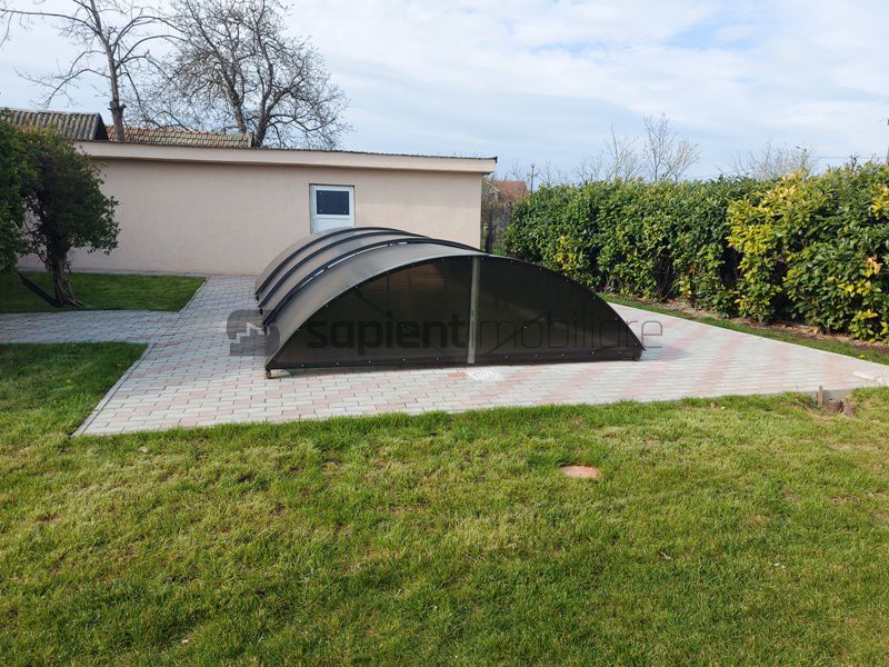 De vanzare casa si spatiu de restaurant in Tarian - Poză 4