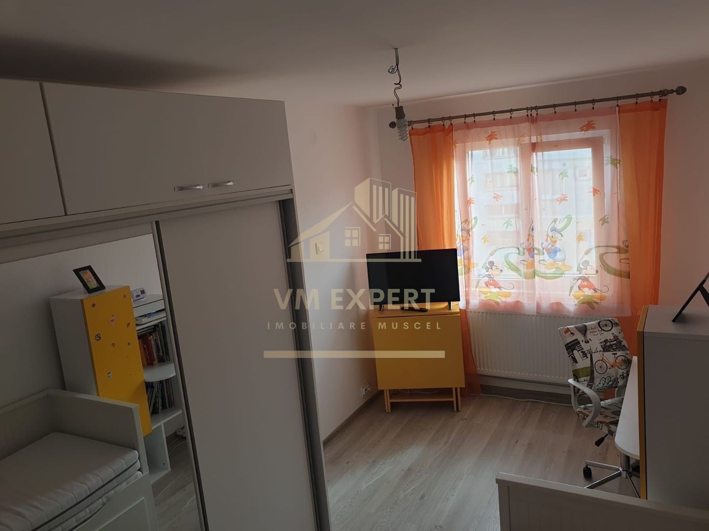 APARTAMENT 2 CAMERE, CAMPULUNG, ETAJ 4 - Poză 7
