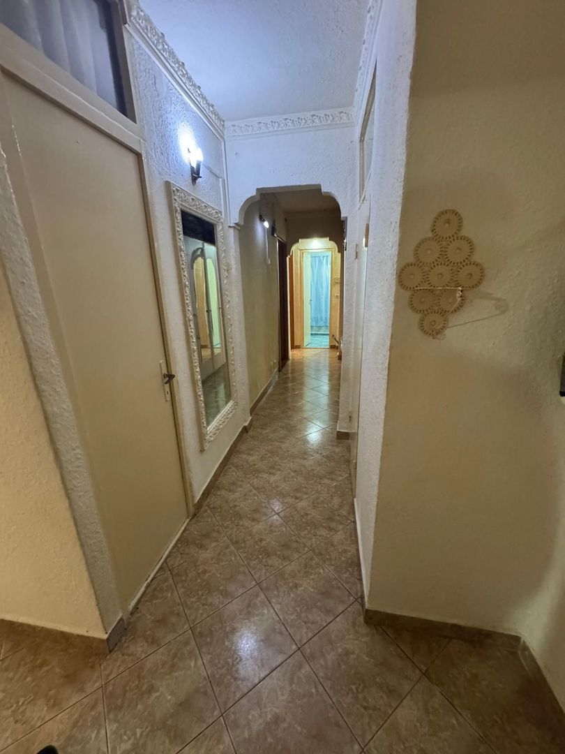 De Vânzare - Apartament 3 Camere, Strada Decebal - Poză 15