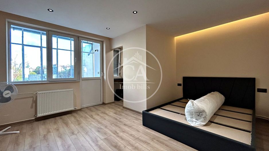Apartament de vanzare cu 1 camera in zona Rogerius, Oradea - Poză 1