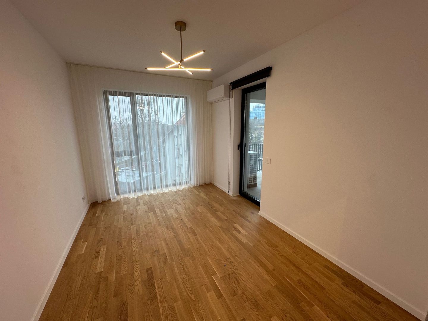 Apartament 4 camere - 115mp suprafata utila - Poză 23